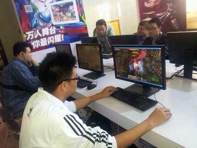 文化部市場司副司長庹祖海蒞臨游藝春秋展臺，關注網絡開發產業創新